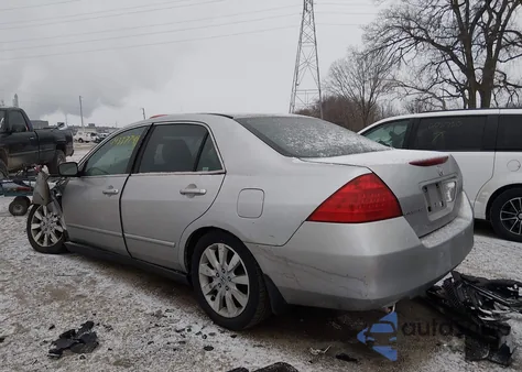 2007 Honda Accord 3.0 Se from USA, damaged, VIN 1HGCM664X7A035164